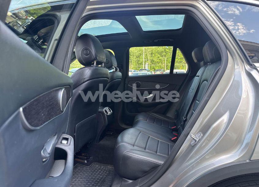 Photo 8 of 2020 Mercedes-benz Glc 300 4MATIC (VIN WDC0G8EB3LF693291)