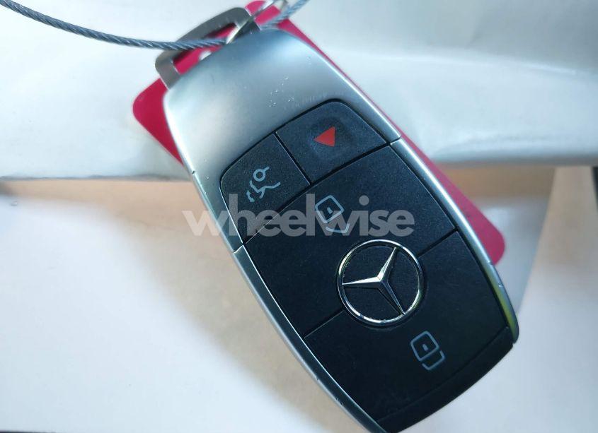 Photo 11 of 2020 Mercedes-benz Glc 300 4MATIC (VIN WDC0G8EB4LF716707)