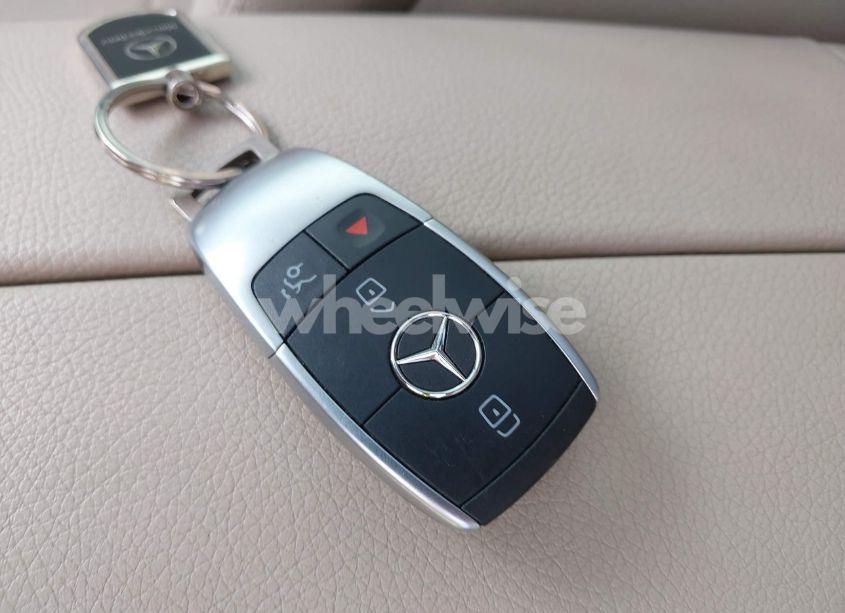Photo 11 of 2020 Mercedes-benz Glc 300 4MATIC (VIN WDC0G8EB5LF689372)