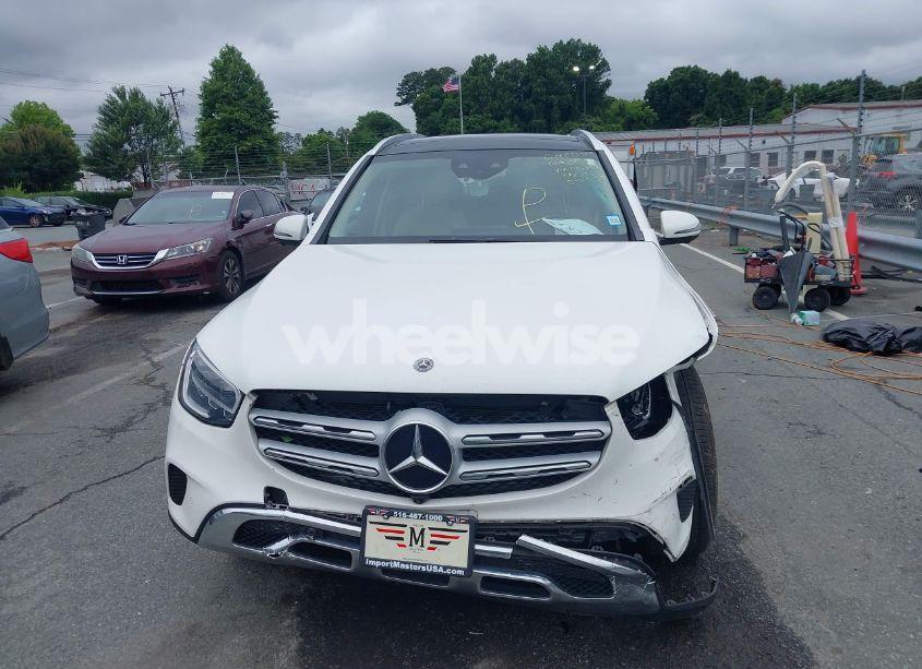 Photo 13 of 2020 Mercedes-benz Glc 300 4MATIC (VIN WDC0G8EB6LF745089)