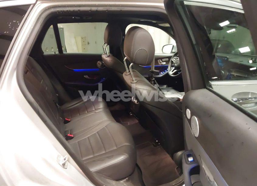 Photo 8 of 2020 Mercedes-benz Glc 300 4MATIC (VIN WDC0G8EB9LF686846)