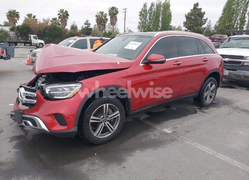 Photo 2 of 2020 Mercedes-benz Glc 300 4MATIC (VIN WDC0G8EB9LF701300)