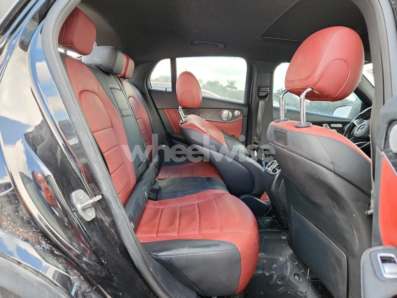 Photo 11 of 2018 MERCEDES-BENZ GLC COUPE 300 4MATIC (VIN WDC0J4KB2JF378851)