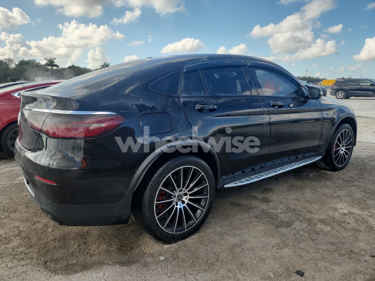 Photo 3 of 2018 MERCEDES-BENZ GLC COUPE 300 4MATIC (VIN WDC0J4KB2JF378851)