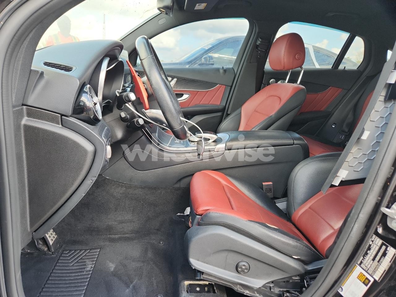 Photo 7 of 2018 MERCEDES-BENZ GLC COUPE 300 4MATIC (VIN WDC0J4KB2JF378851)