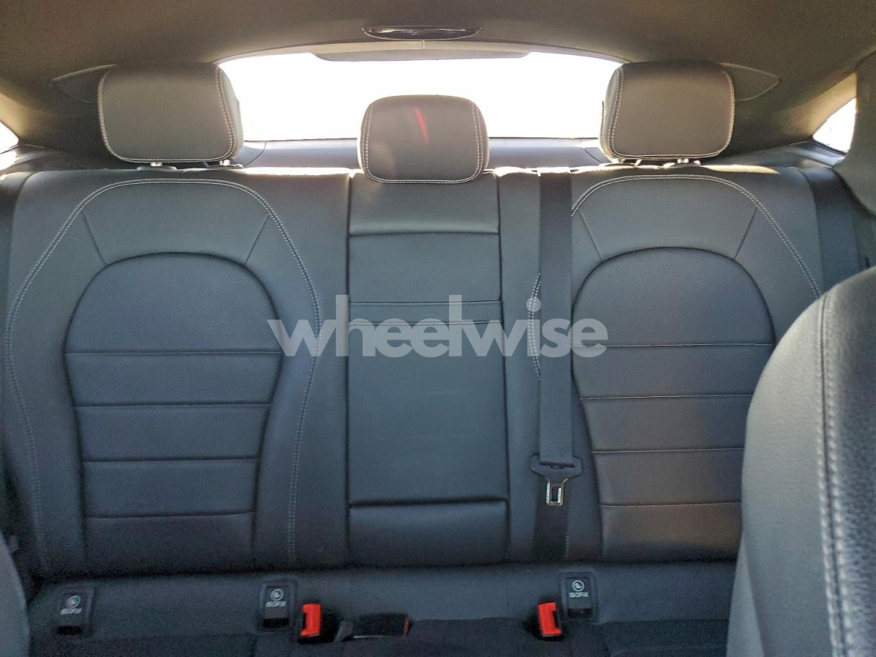 Photo 10 of 2019 MERCEDES-BENZ GLC COUPE 300 4MATIC N/A (VIN WDC0J4KB5KF624499)