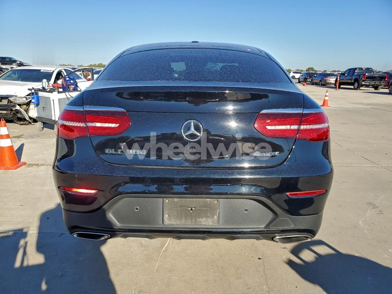 Photo 6 of 2019 MERCEDES-BENZ GLC COUPE 300 4MATIC N/A (VIN WDC0J4KB5KF624499)