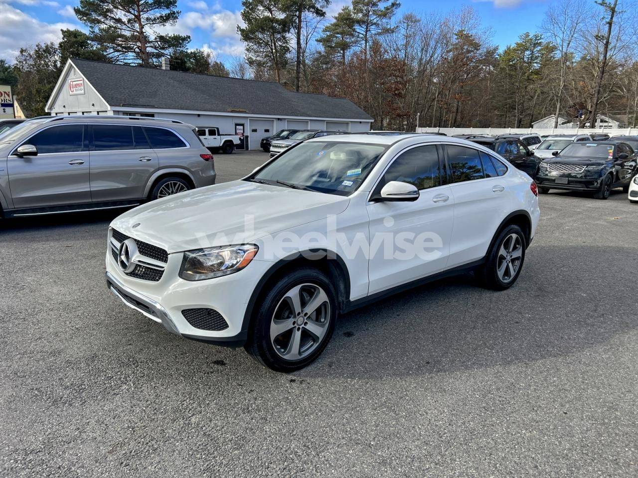 Photo 2 of 2017 MERCEDES-BENZ GLC COUPE 300 4MATIC (VIN WDC0J4KB9HF155815)