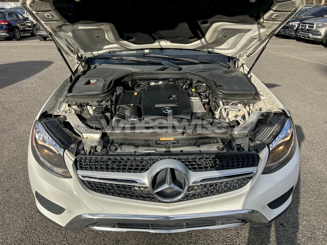 Photo 8 of 2017 MERCEDES-BENZ GLC COUPE 300 4MATIC (VIN WDC0J4KB9HF155815)