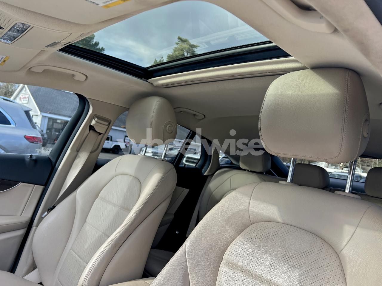 Photo 9 of 2017 MERCEDES-BENZ GLC COUPE 300 4MATIC (VIN WDC0J4KB9HF155815)