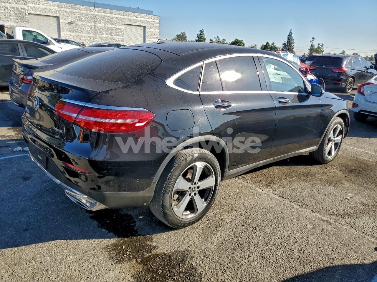 Photo 3 of 2019 MERCEDES-BENZ GLC COUPE 300 4MATIC (VIN WDC0J4KBXKF572433)