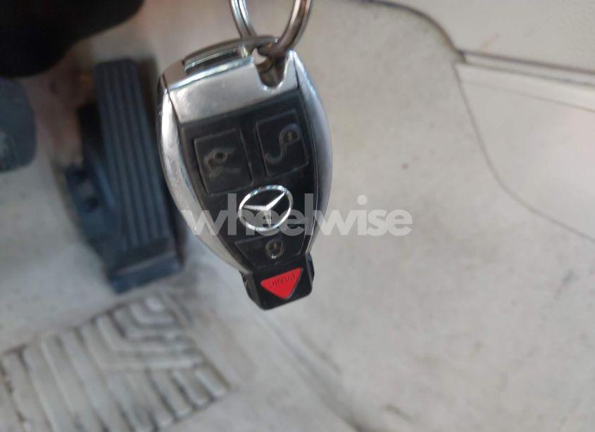 Photo 11 of 2012 Mercedes-benz Glk 350 (VIN WDCGG5GB2CF810515)