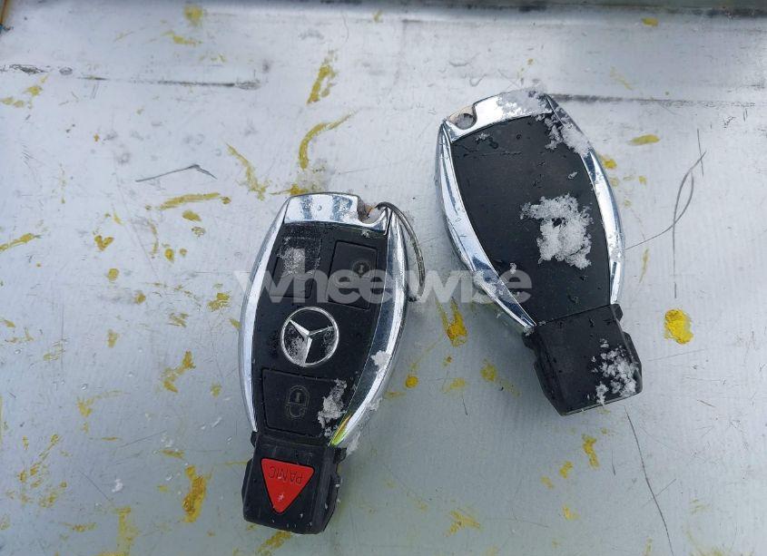 Photo 11 of 2012 Mercedes-benz Glk 350 (VIN WDCGG5GB9CF875443)