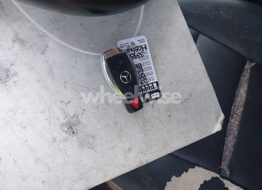 Photo 11 of 2015 Mercedes-benz Glk 350 (VIN WDCGG5HB4FG339836)