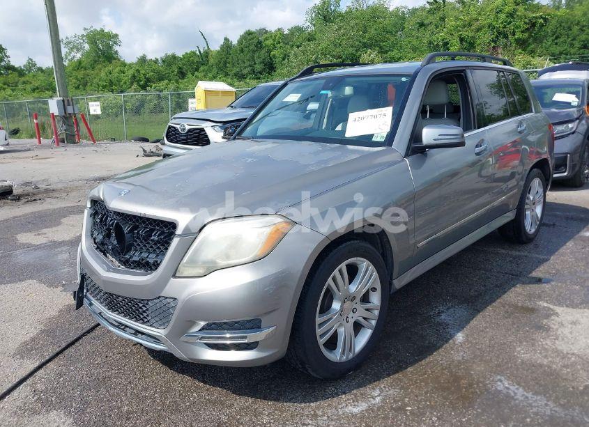 Photo 2 of 2015 Mercedes-benz Glk 350 (VIN WDCGG5HBXFG397045)