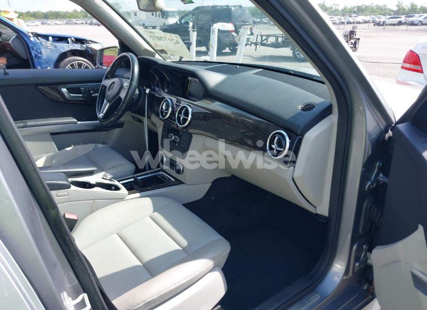Photo 5 of 2015 Mercedes-benz Glk 350 (VIN WDCGG5HBXFG397045)