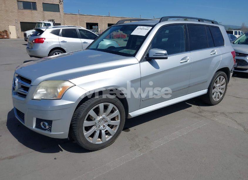 Photo 2 of 2010 Mercedes-benz Glk 350 4MATIC (VIN WDCGG8HB1AF473266)