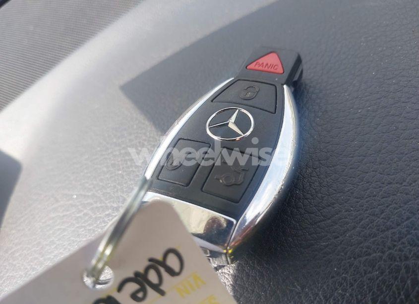 Photo 11 of 2015 Mercedes-benz Glk 350 4MATIC (VIN WDCGG8JB2FG424511)