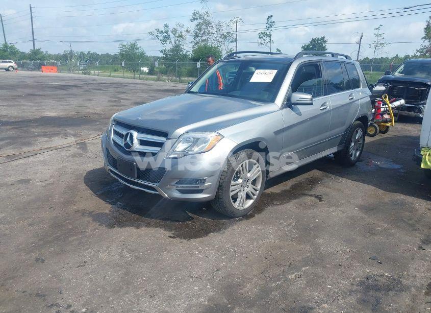 Photo 2 of 2015 Mercedes-benz Glk 350 4MATIC (VIN WDCGG8JB2FG424511)