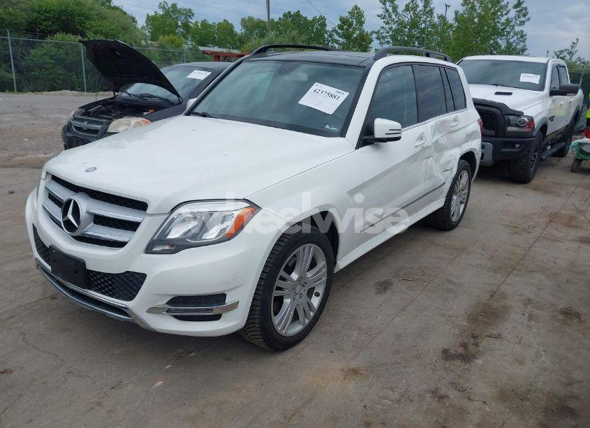 Photo 2 of 2015 Mercedes-benz Glk 350 4MATIC (VIN WDCGG8JB3FG337703)