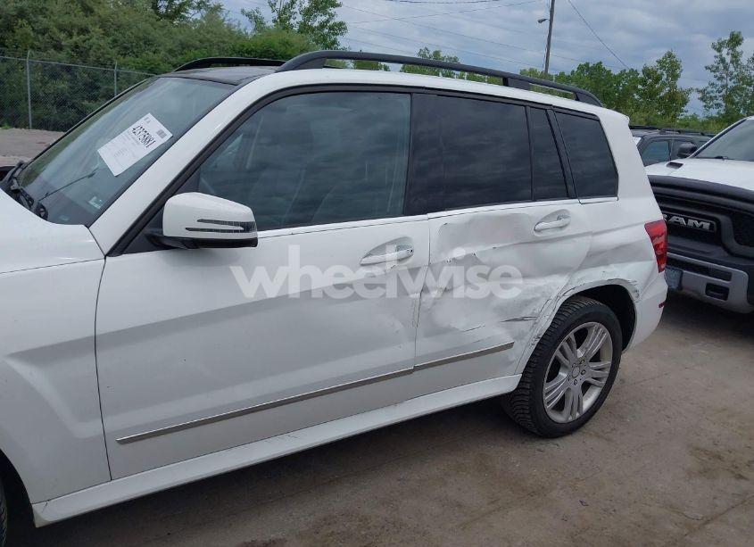 Photo 6 of 2015 Mercedes-benz Glk 350 4MATIC (VIN WDCGG8JB3FG337703)