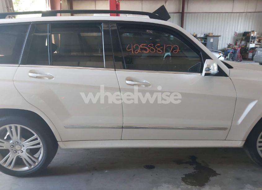 Photo 13 of 2013 Mercedes-benz Glk 350 4MATIC (VIN WDCGG8JB6DG091923)