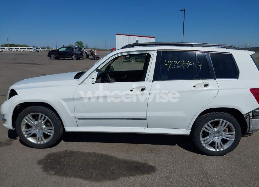 Photo 14 of 2015 Mercedes-benz Glk 350 4MATIC (VIN WDCGG8JBXFG374943)
