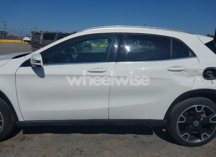 Photo 14 of 2020 Mercedes-benz Gla 250 (VIN WDCTG4EB0LU027507)