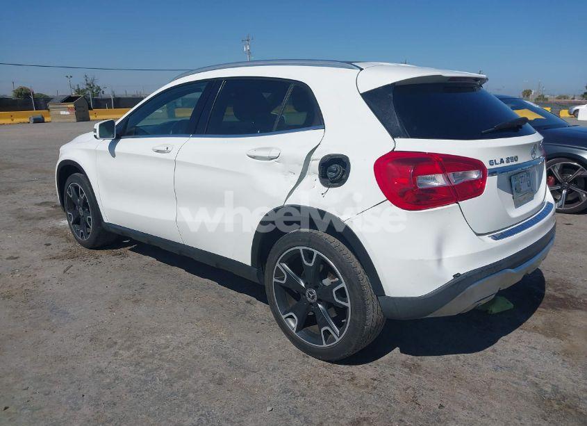 Photo 3 of 2020 Mercedes-benz Gla 250 (VIN WDCTG4EB0LU027507)