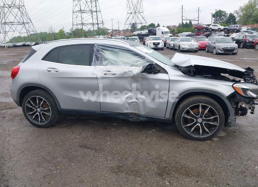 Photo 14 of 2015 Mercedes-benz Gla 250 (VIN WDCTG4EB1FJ128030)