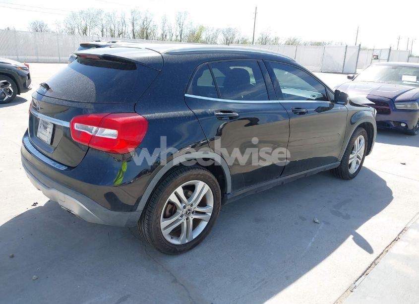 Photo 4 of 2018 Mercedes-benz Gla 250 (VIN WDCTG4EB2JJ392706)