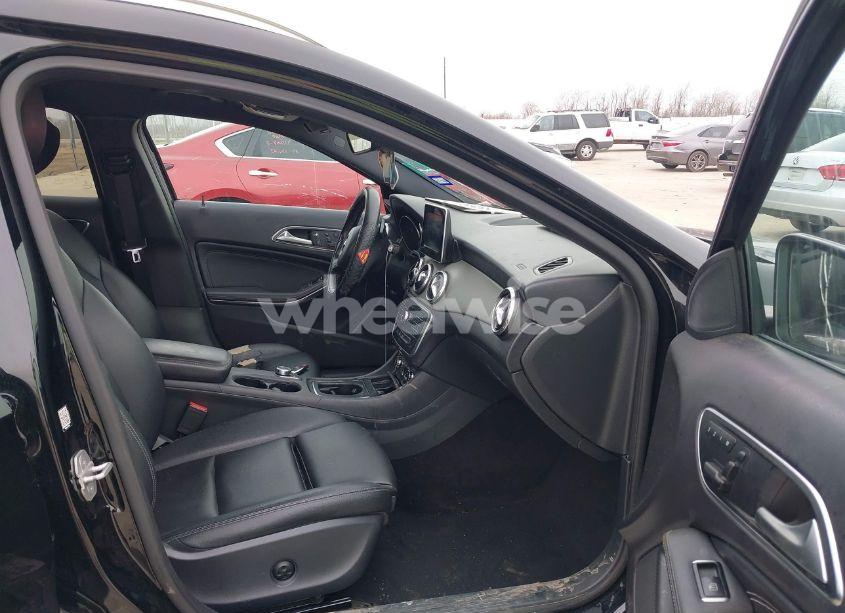 Photo 5 of 2017 Mercedes-benz Gla 250 (VIN WDCTG4EB3HJ336350)