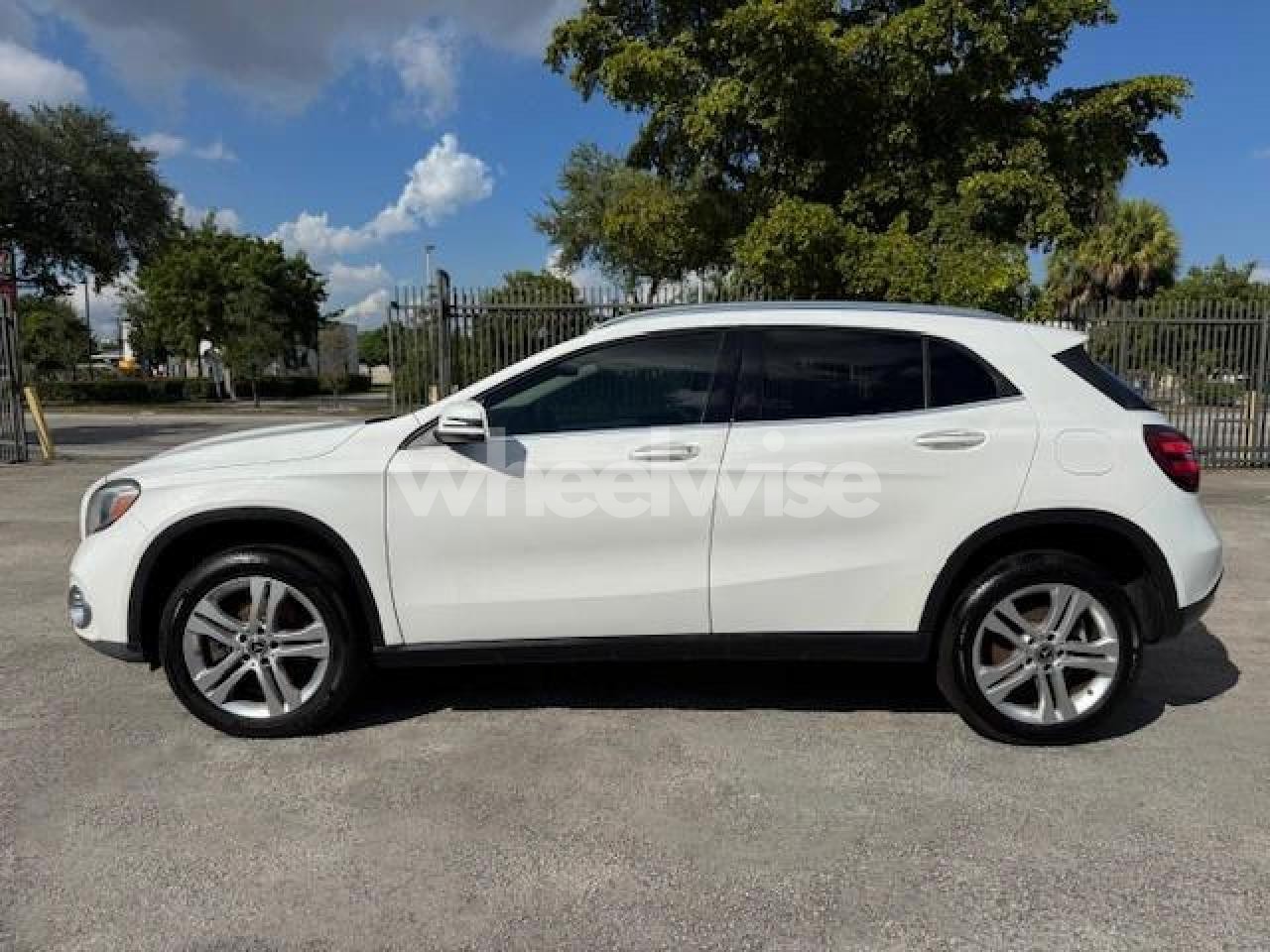Photo 12 of 2019 MERCEDES-BENZ GLA 250 (VIN WDCTG4EB3KJ551881)
