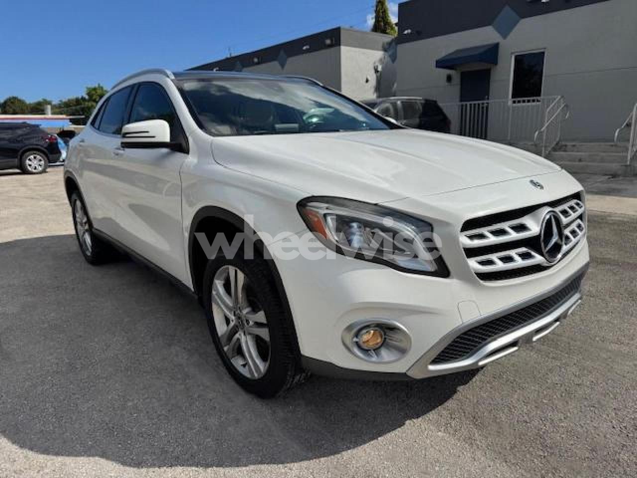 Photo 4 of 2019 MERCEDES-BENZ GLA 250 (VIN WDCTG4EB3KJ551881)