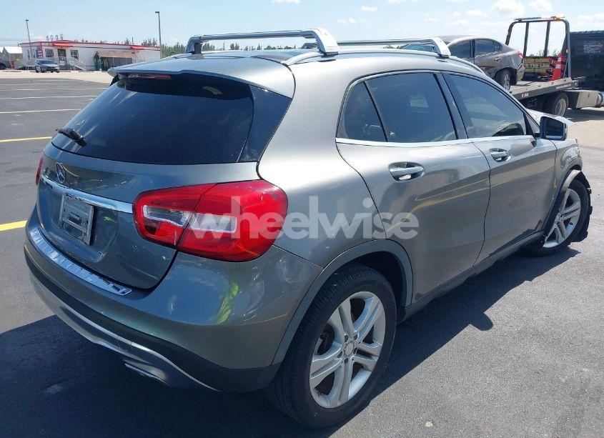 Photo 4 of 2016 Mercedes-benz Gla 250 (VIN WDCTG4EB4GJ205894)