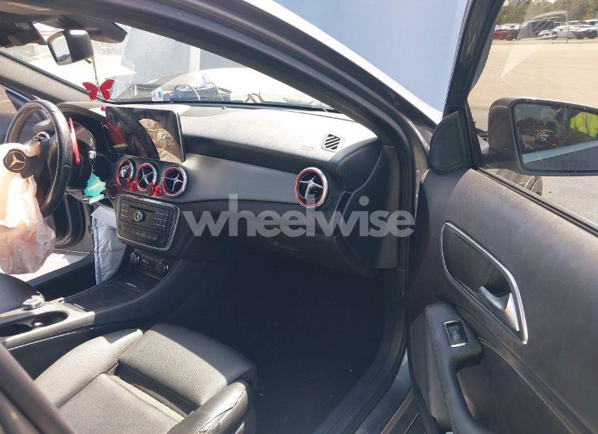 Photo 5 of 2016 Mercedes-benz Gla 250 (VIN WDCTG4EB4GJ205894)