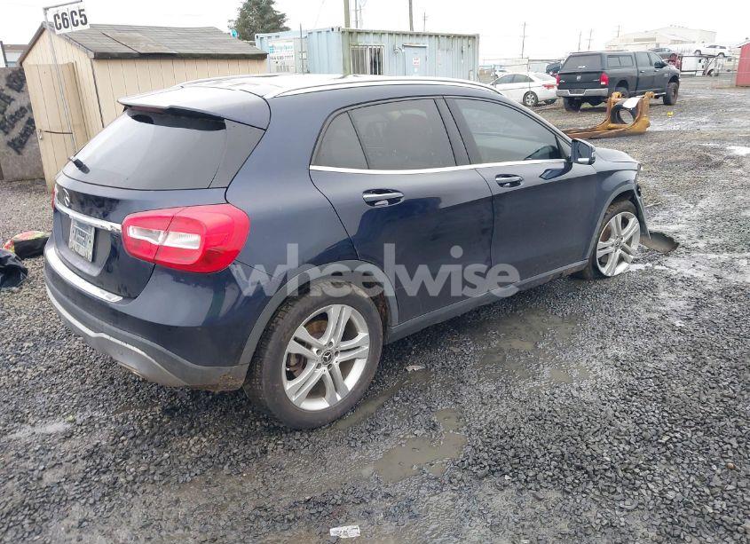 Photo 4 of 2018 Mercedes-benz Gla 250 (VIN WDCTG4EB5JJ502342)