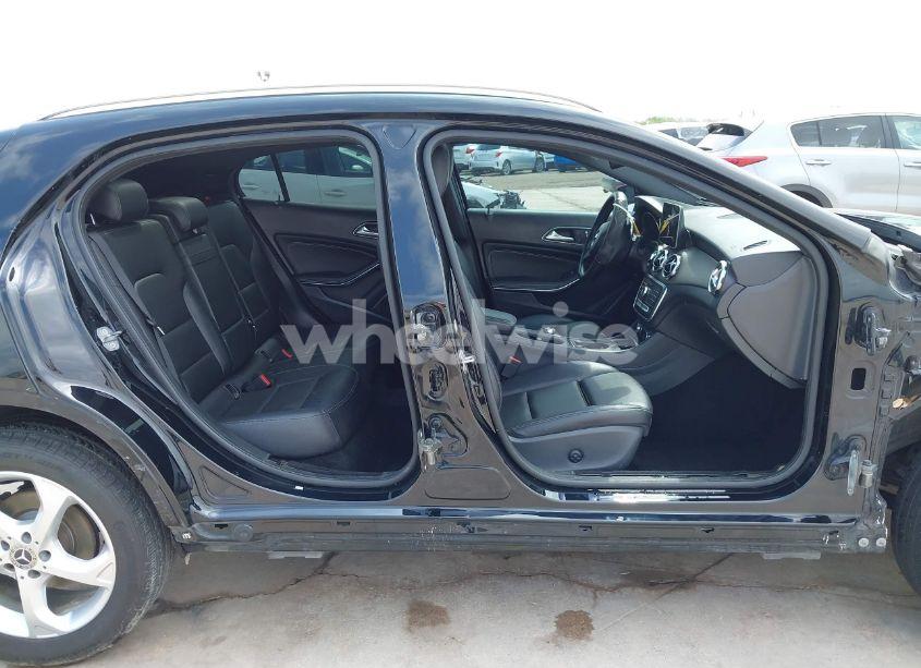 Photo 14 of 2019 Mercedes-benz Gla 250 (VIN WDCTG4EB5KJ549100)