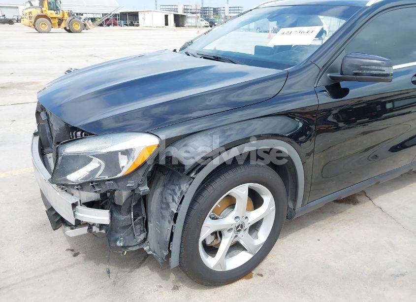 Photo 18 of 2019 Mercedes-benz Gla 250 (VIN WDCTG4EB5KJ549100)