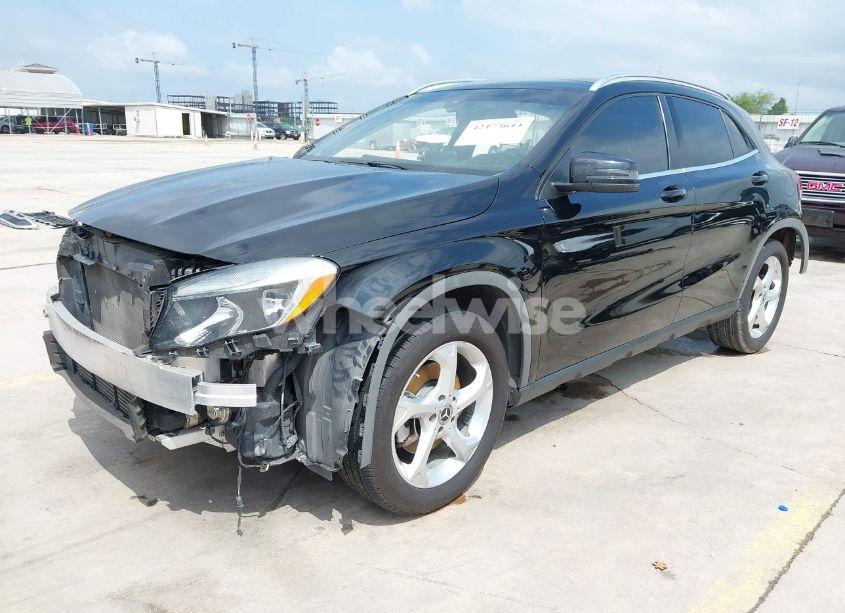 Photo 2 of 2019 Mercedes-benz Gla 250 (VIN WDCTG4EB5KJ549100)