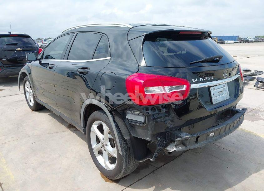 Photo 3 of 2019 Mercedes-benz Gla 250 (VIN WDCTG4EB5KJ549100)