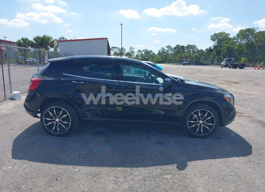 Photo 14 of 2017 Mercedes-benz Gla 250 (VIN WDCTG4EB6HJ299181)