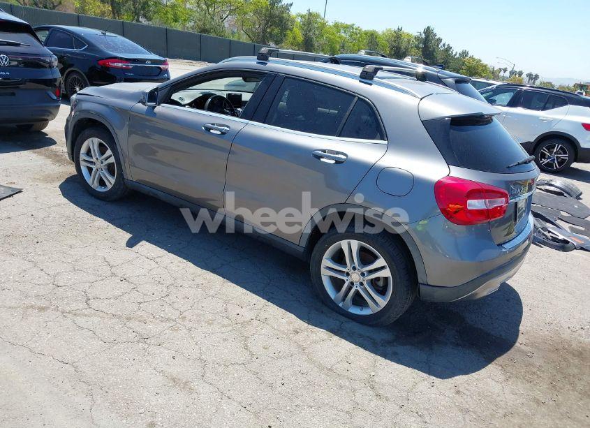Photo 3 of 2017 Mercedes-benz Gla 250 (VIN WDCTG4EB6HJ303262)