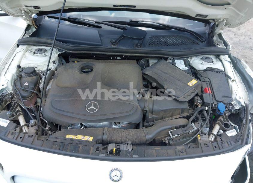 Photo 10 of 2015 Mercedes-benz Gla 250 (VIN WDCTG4EB7FJ110325)