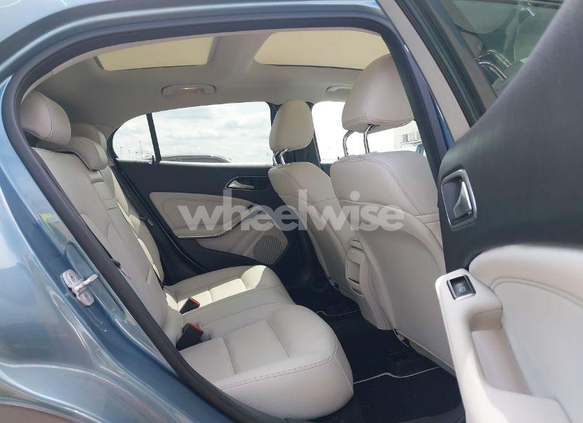 Photo 8 of 2015 Mercedes-benz Gla 250 (VIN WDCTG4EB8FJ183896)