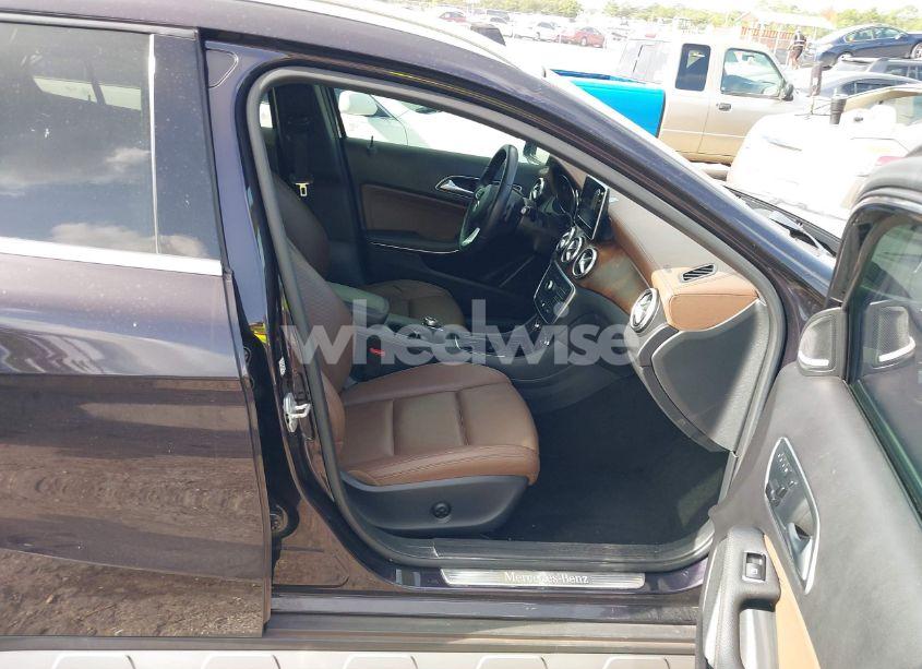 Photo 5 of 2016 Mercedes-benz Gla 250 (VIN WDCTG4EB9GJ226062)