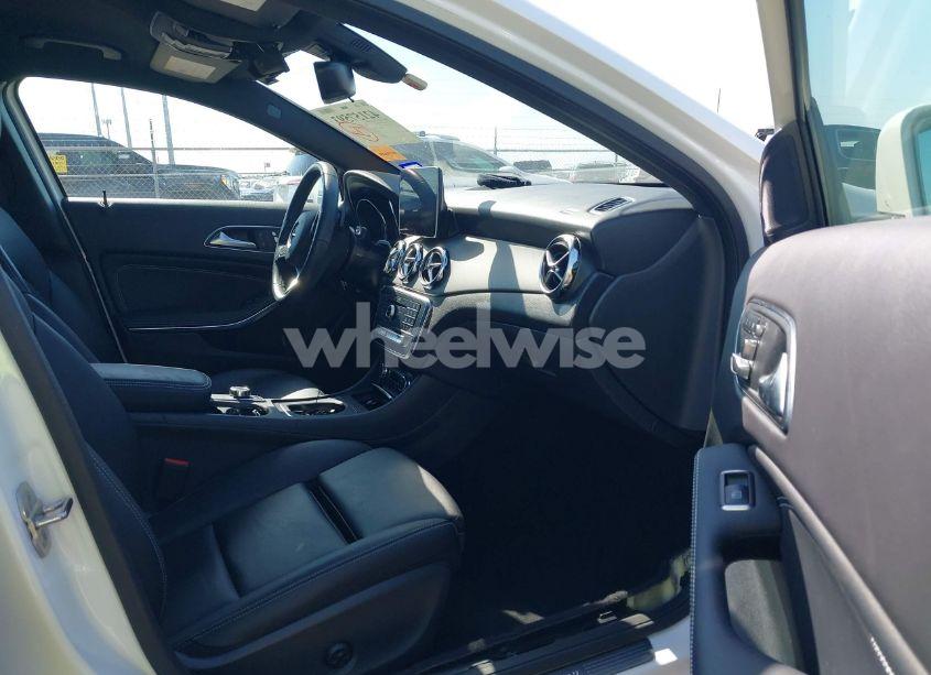 Photo 5 of 2019 Mercedes-benz Gla 250 (VIN WDCTG4EB9KU013166)