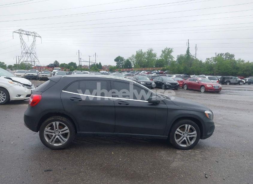 Photo 13 of 2015 Mercedes-benz Gla 250 4MATIC (VIN WDCTG4GB0FJ101026)