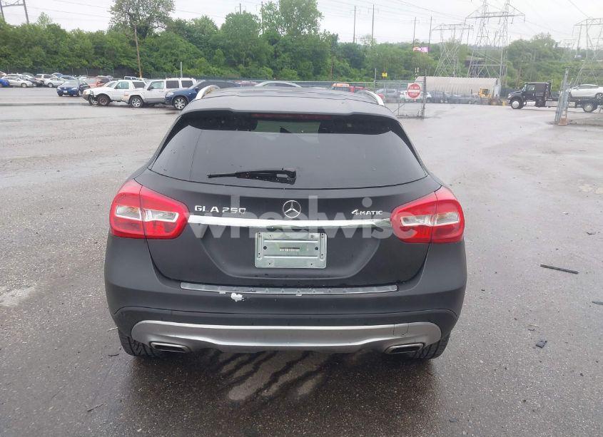 Photo 16 of 2015 Mercedes-benz Gla 250 4MATIC (VIN WDCTG4GB0FJ101026)