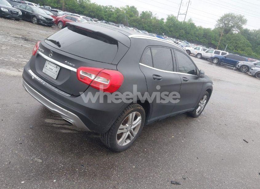 Photo 4 of 2015 Mercedes-benz Gla 250 4MATIC (VIN WDCTG4GB0FJ101026)
